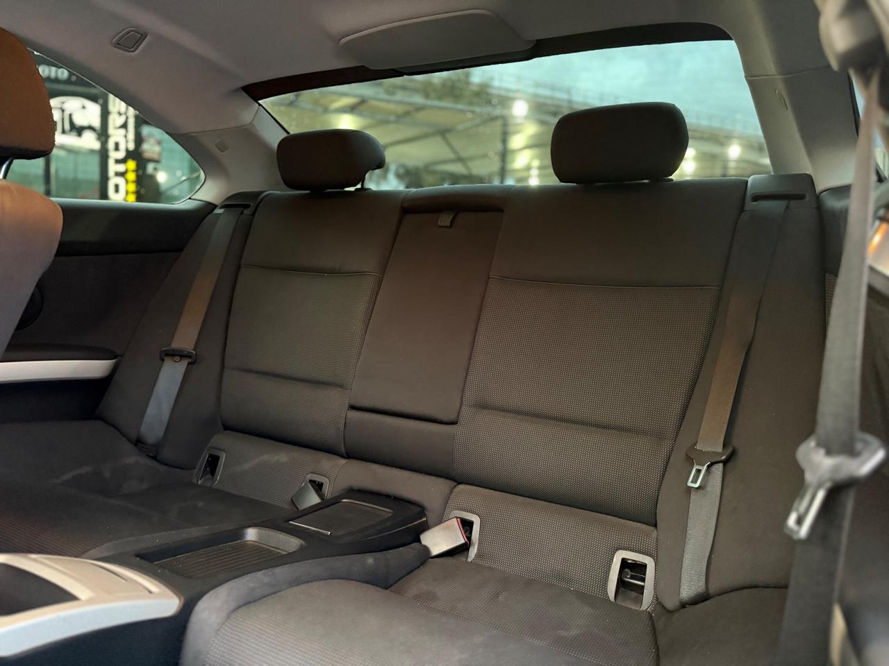 BMW serie 3 320d coupè - 2011