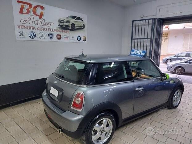 Mini Cooper 1.6 d unico prop 2010