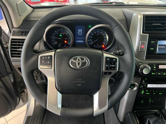 TOYOTA Land Cruiser 3.0 D4-D 3 porte