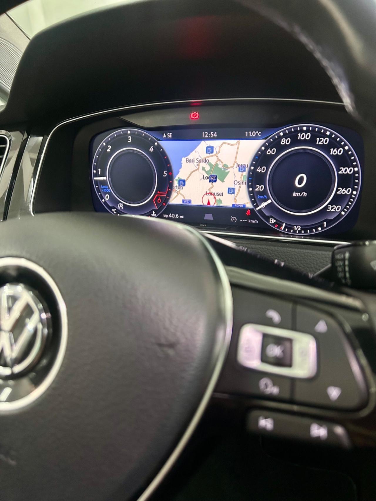 Volkswagen GOLF 7.5 FULL Highline FINANZIABILE