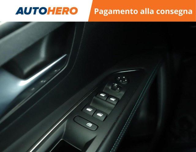 PEUGEOT 3008 Hybrid 180 e-EAT8 Allure Pack