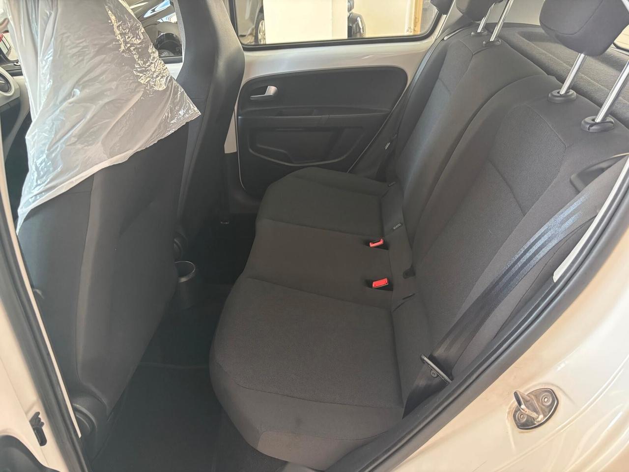 VOLKSWAGEN UP ANNO 2018 BZ 1.0 ADATTA NEOPATENTATI KM 100 MILA