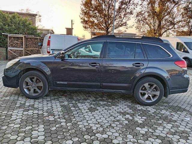 SUBARU OUTBACK 2.0D AVD CVT FULL OPTIONAL