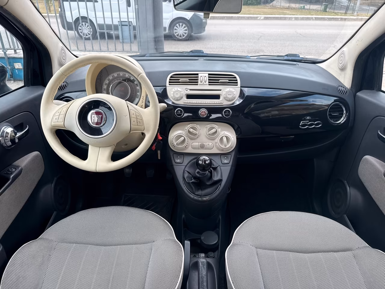 500 1.2 BENZ. 2009 152.000KM UNIPRO