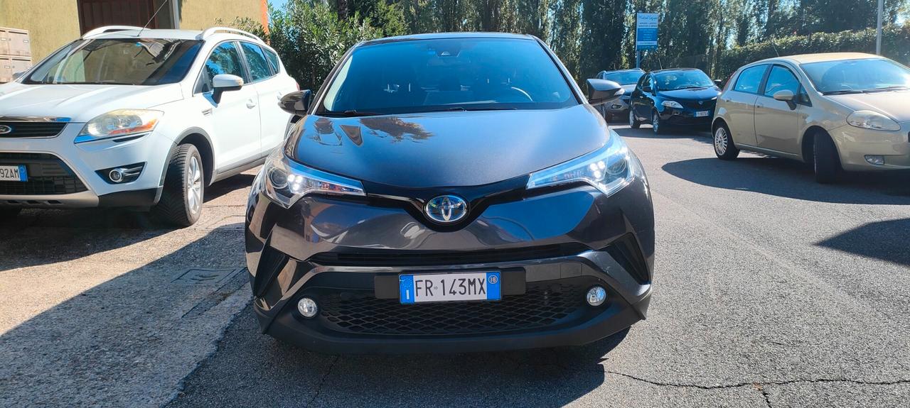 Toyota C-HR 1.8 Hybrid E-CVT Trend