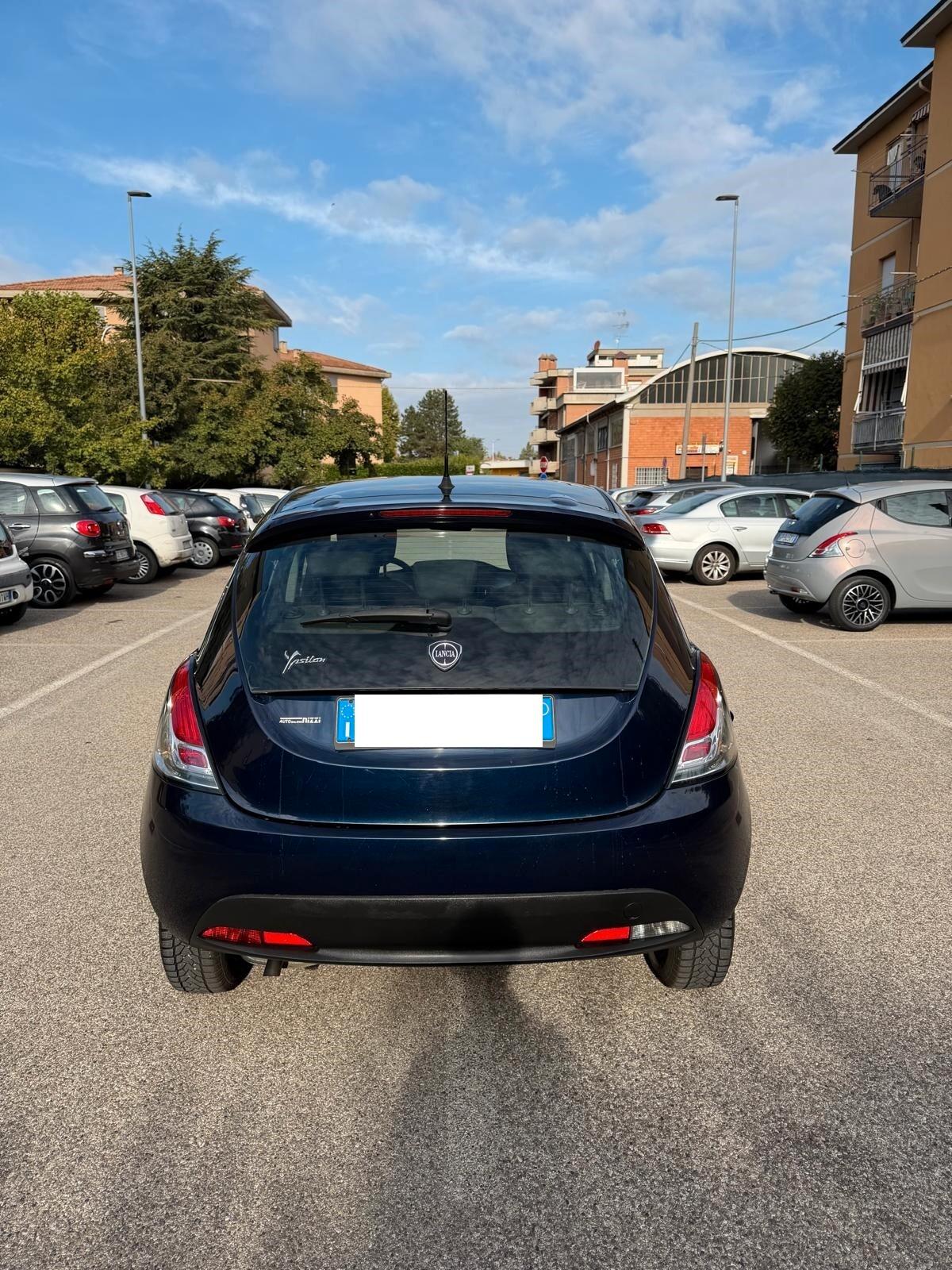 Lancia Ypsilon 1.2 Gpl - NEOPATENTATI - 12 MESI DI GARANZIA -