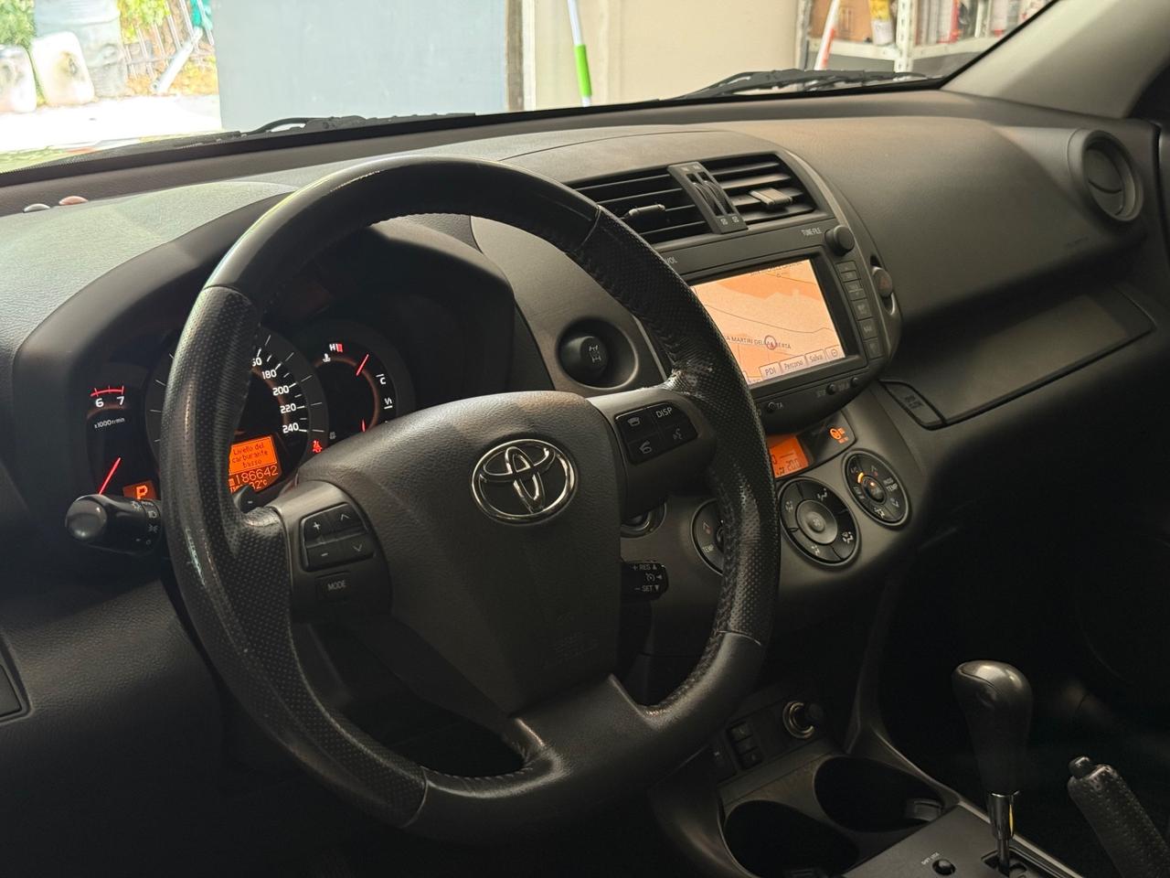 Toyota RAV 4 AUTOMATICO 2011