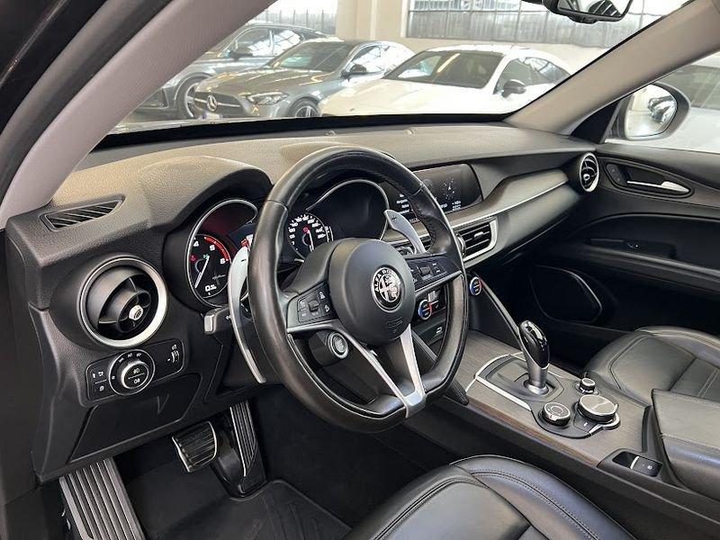 Alfa Romeo Stelvio 2.2 Turbo Diesel 210CV AT8 Q4 Business