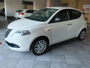 Lancia Ypsilon 1.2 69 CV 5 porte Gold