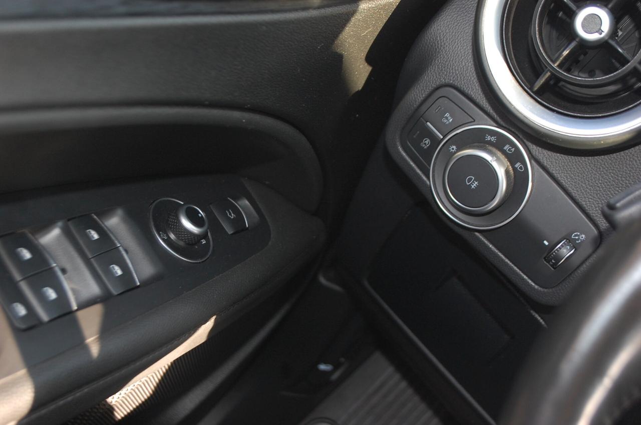 Alfa Romeo Stelvio 2.2 t Executive Q4 190CV aut Pelle Navi Uff Italy