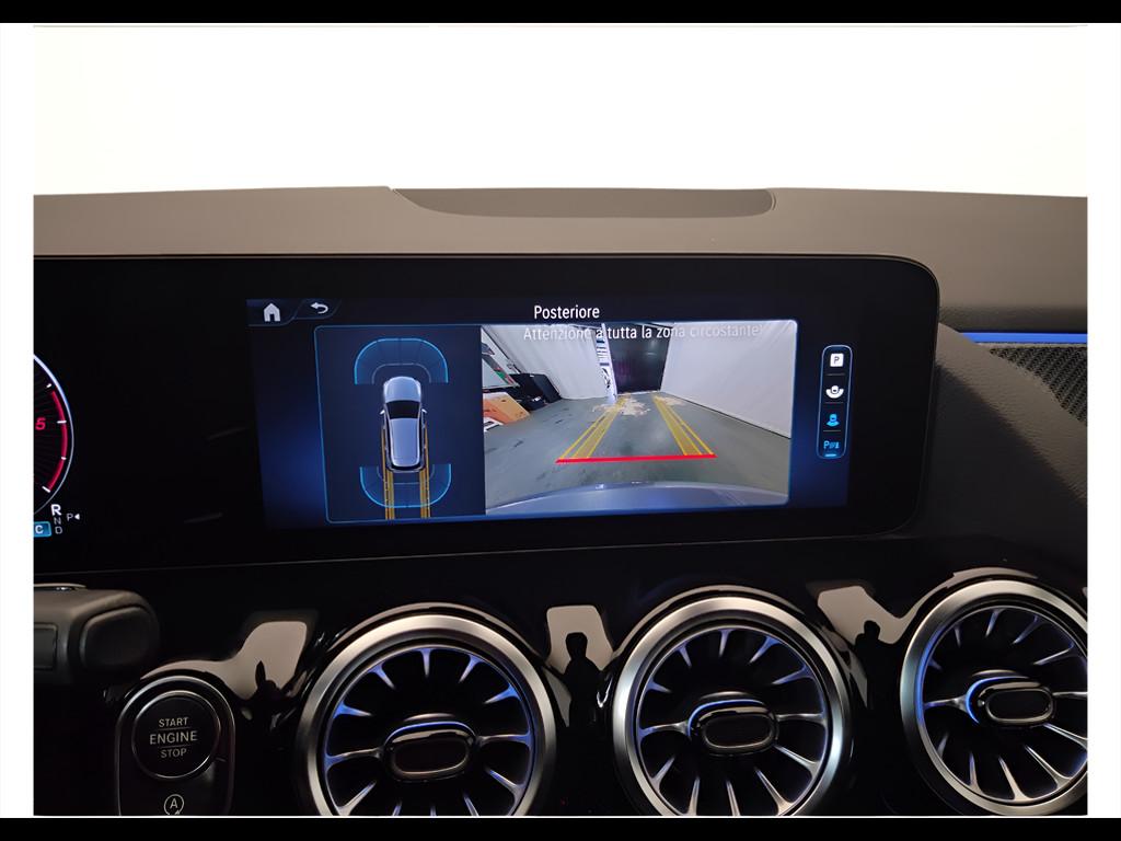 Mercedes-Benz Classe B - W247 2023 - B 180 d AMG Line Advanced Plus auto