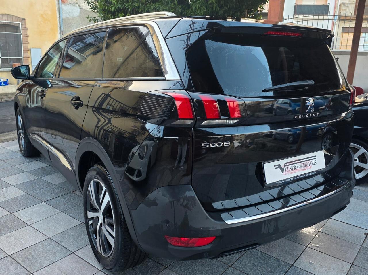 Peugeot 5008 BlueHDi 130 S&S EAT8 Allure Pack