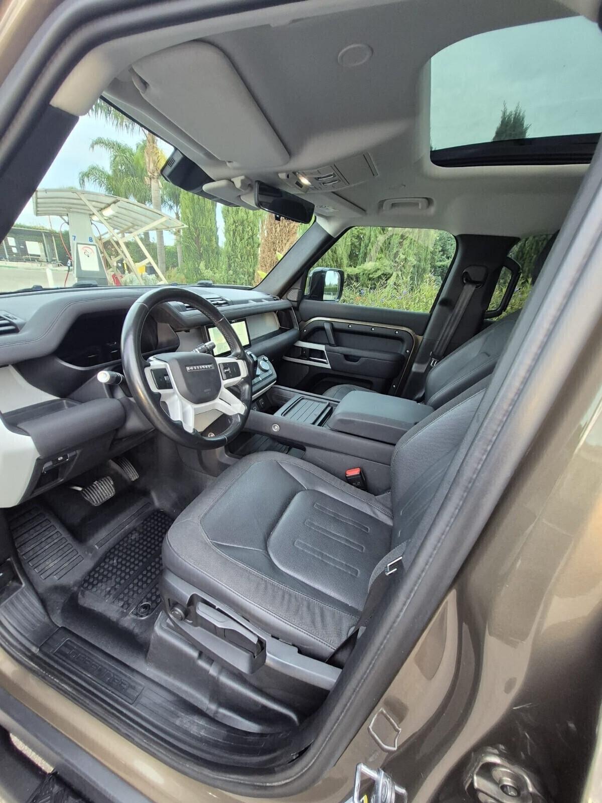 LAND ROVER DEFENDER 110 2.0 240 Cv TETTO APRIBILE 7 POSTI -8-2020