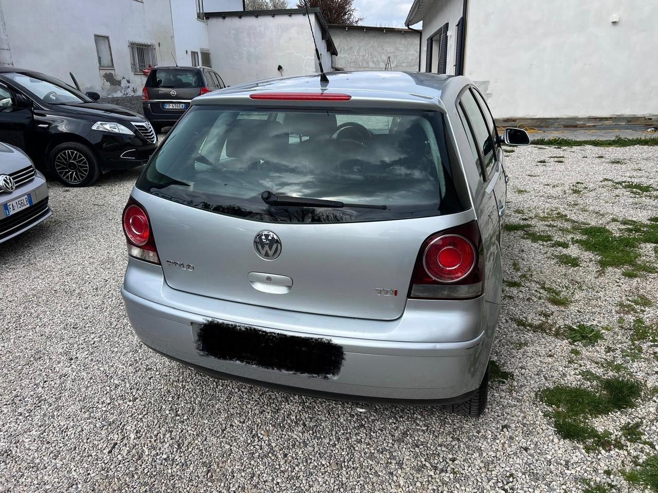 Volkswagen Polo 1.4/80CV TDI 5p. Sportline