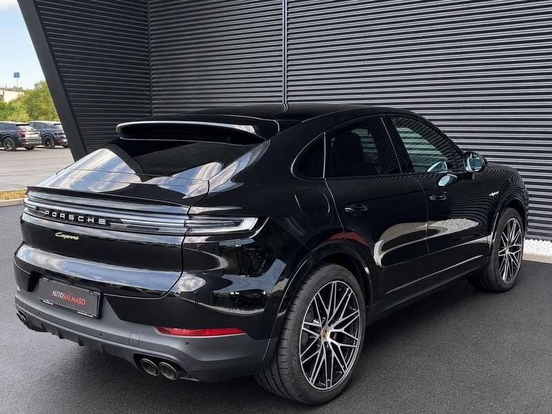 Porsche Cayenne Coupè Coupè 3.0 V6 e-hybrid 5p.ti tiptronic 470 CV