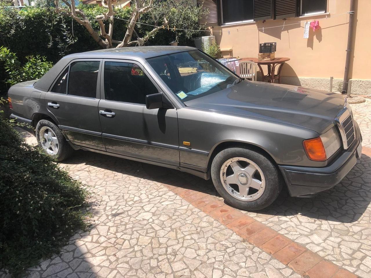 Mercedes-benz 250 250D