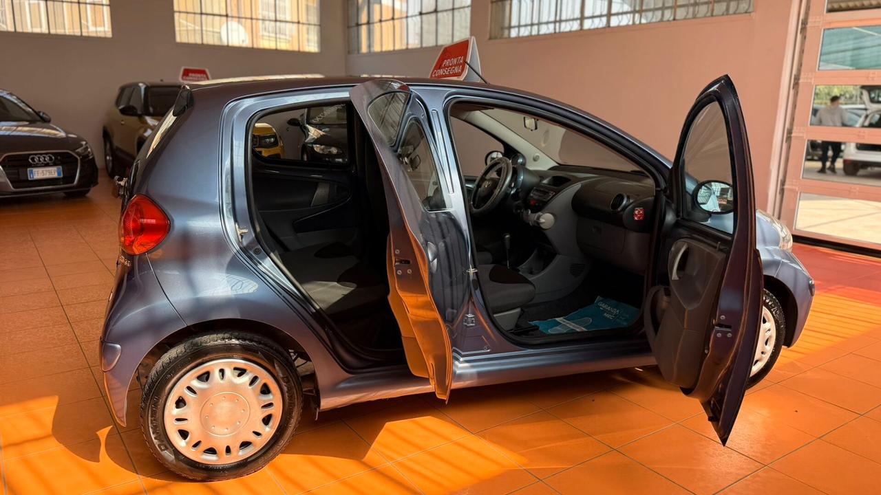 Toyota Aygo 1.0 12V VVT-i 5 porte