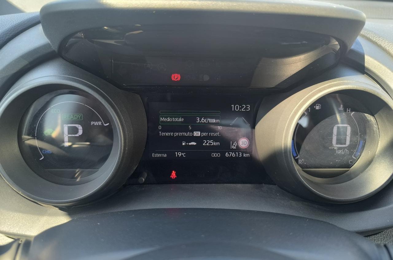 TOYOTA Yaris IV 2020 - Yaris 1.5h Trend