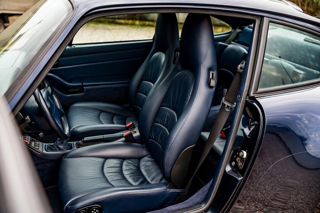 Porsche 993 Carrera 4S