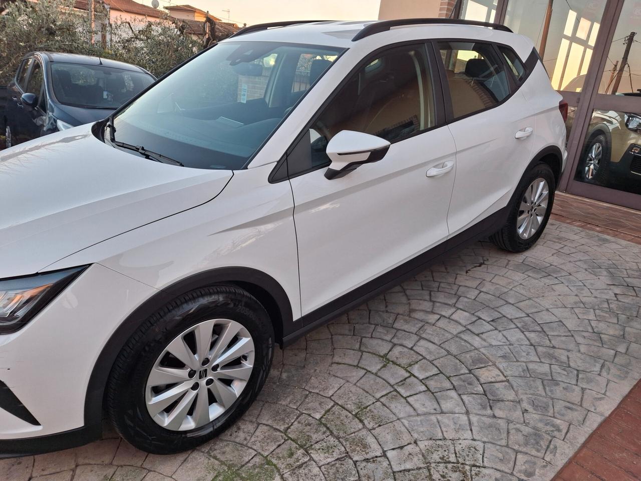 Seat Arona 1.0 TGI Style automatica 110cv