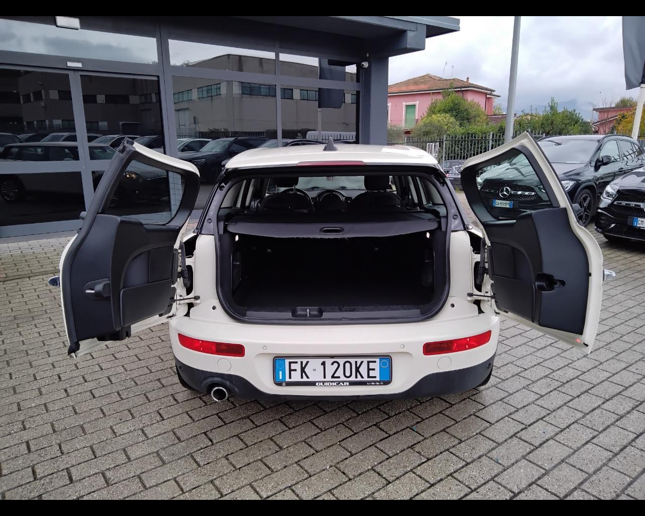 MINI Mini IV F54 2016 Clubman - Mini Clubman 2.0 Cooper D auto