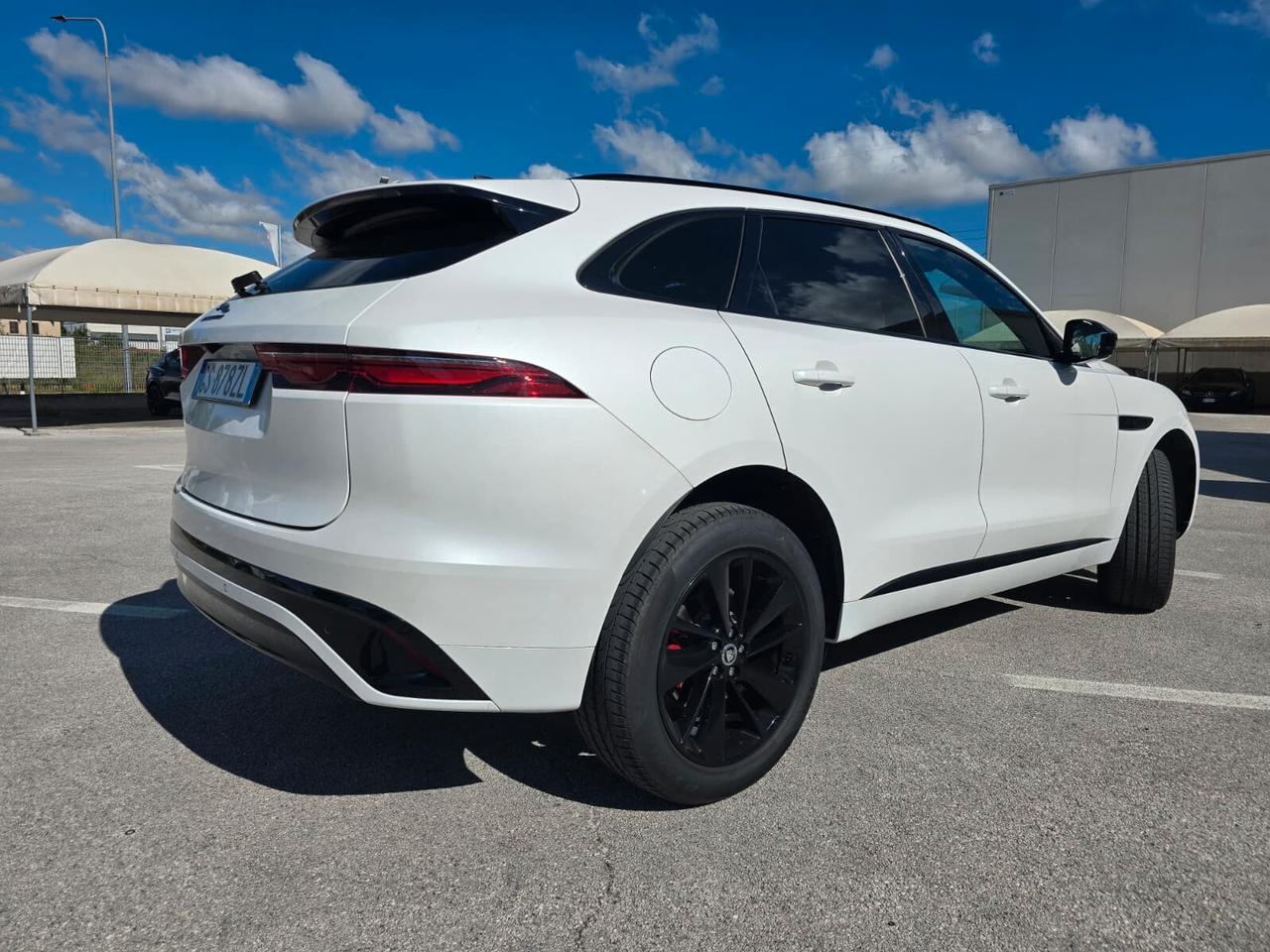 Jaguar F-Pace 2.0 D 204 CV AWD aut. R-Dynamic SE
