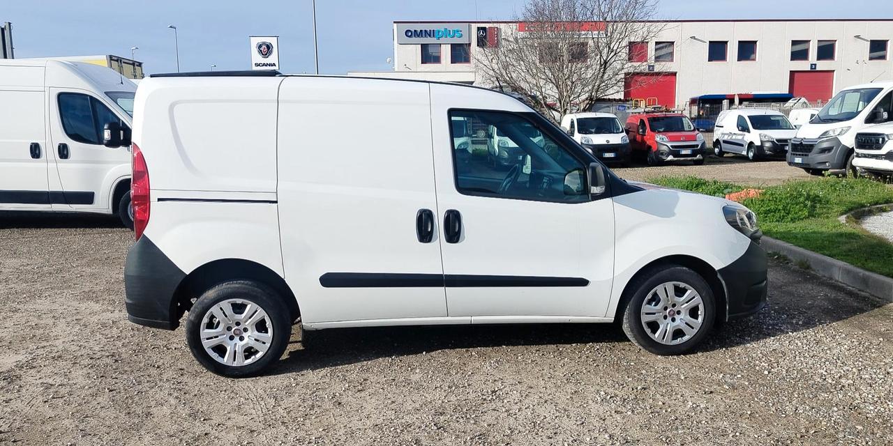 FIAT Doblo cargo 1.6 mjt 105cv CH1 Lounge S&S