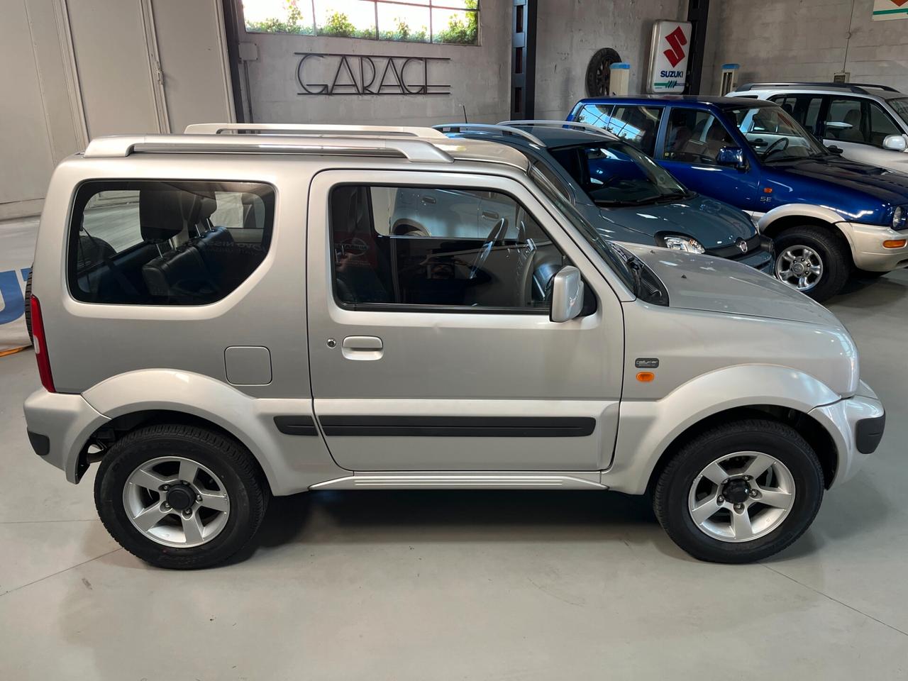 Suzuki Jimny 1.3i 4WD JLX+ - 22.000KM