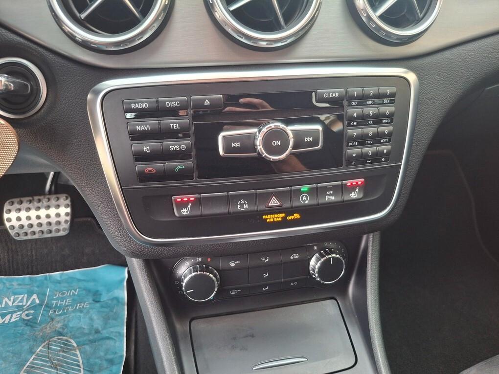 Mercedes-benz GLA 200d Automatic "PACK AMG"