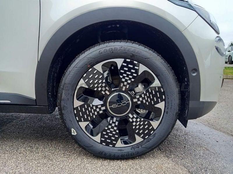 FIAT 600 600 1.2 hybrid La Prima II 110cv auto