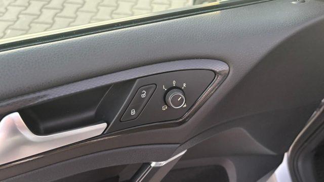 VOLKSWAGEN Golf 1.6 TDI DSG 5p. Highline BlueMotion Techn