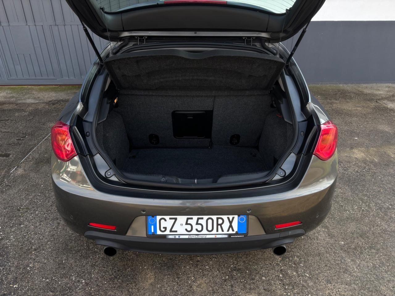 Alfa Romeo Giulietta 2.0 jtdm 170 CV. Garanzia 12mesi