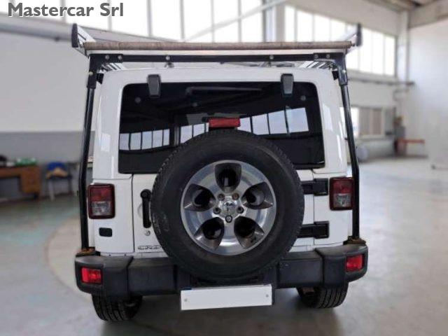 JEEP Wrangler Wrangler III 2011 Unlimited 2.8 crd Sahara auto 20