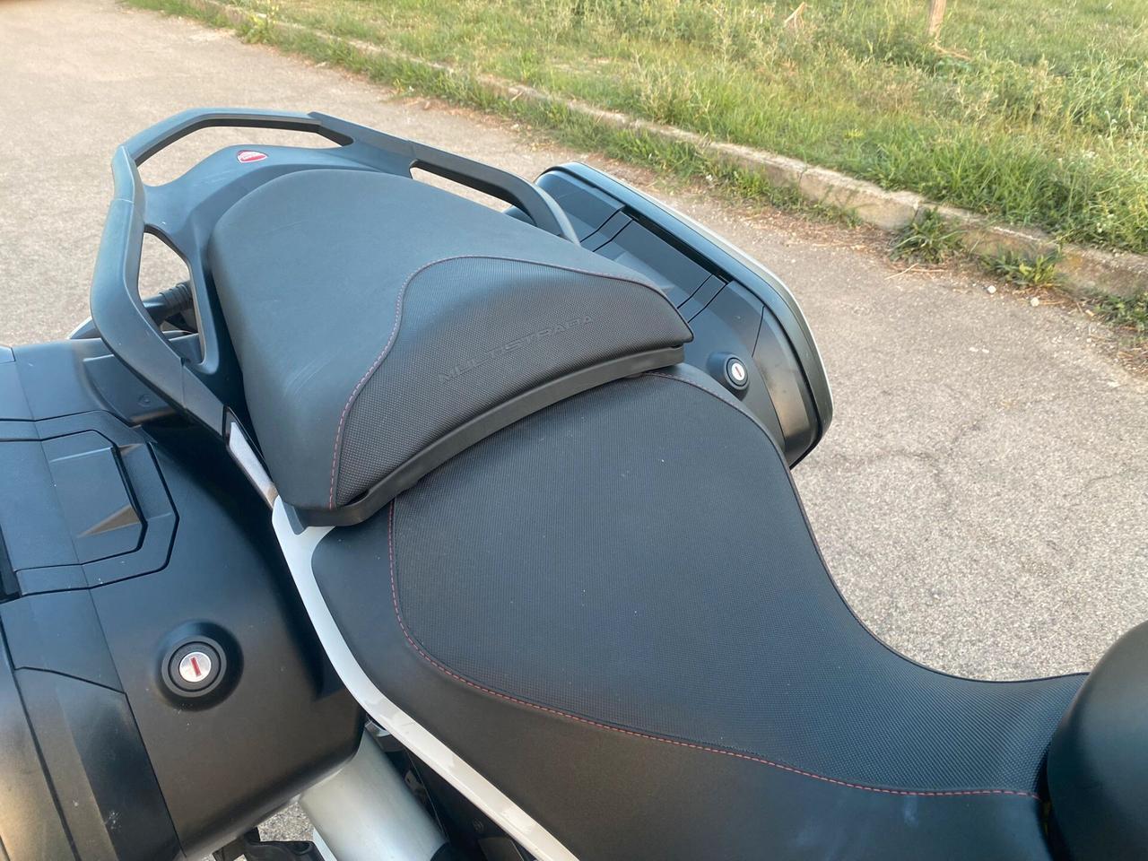 Ducati Multistrada 1200 S (ICEBERG WHITE)