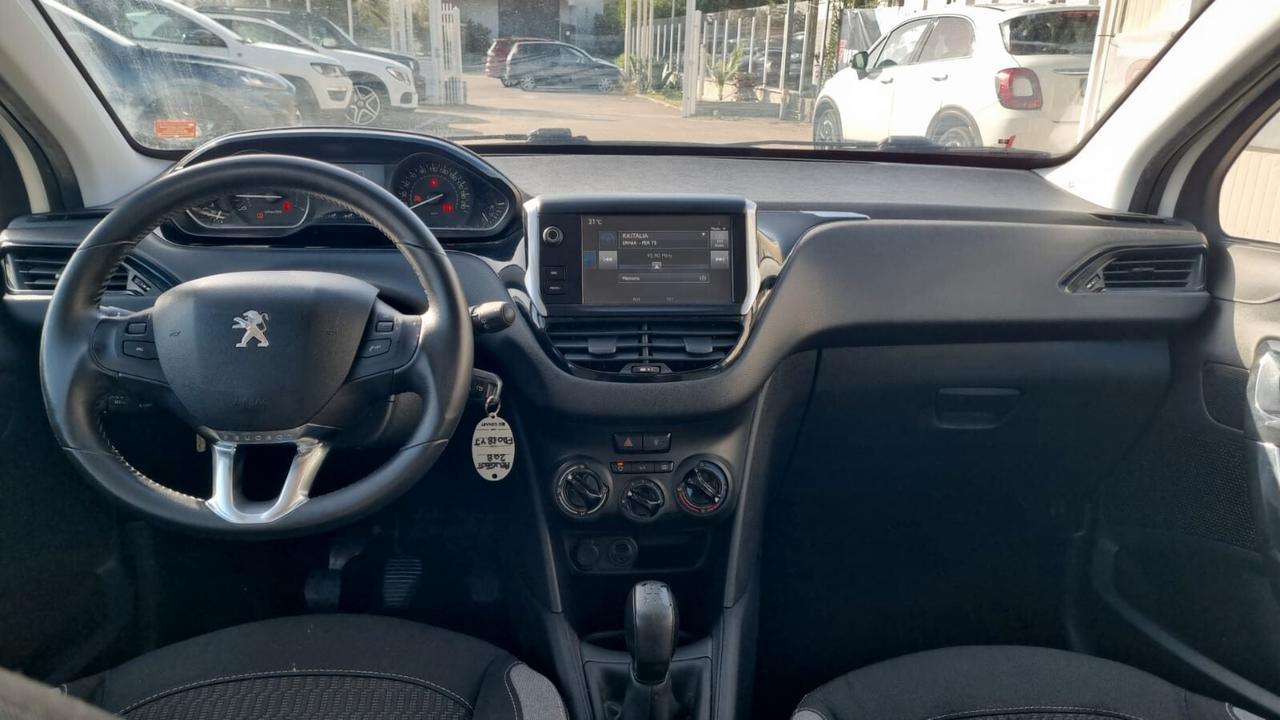 Peugeot 208 PureTech 82 5 porte Allure