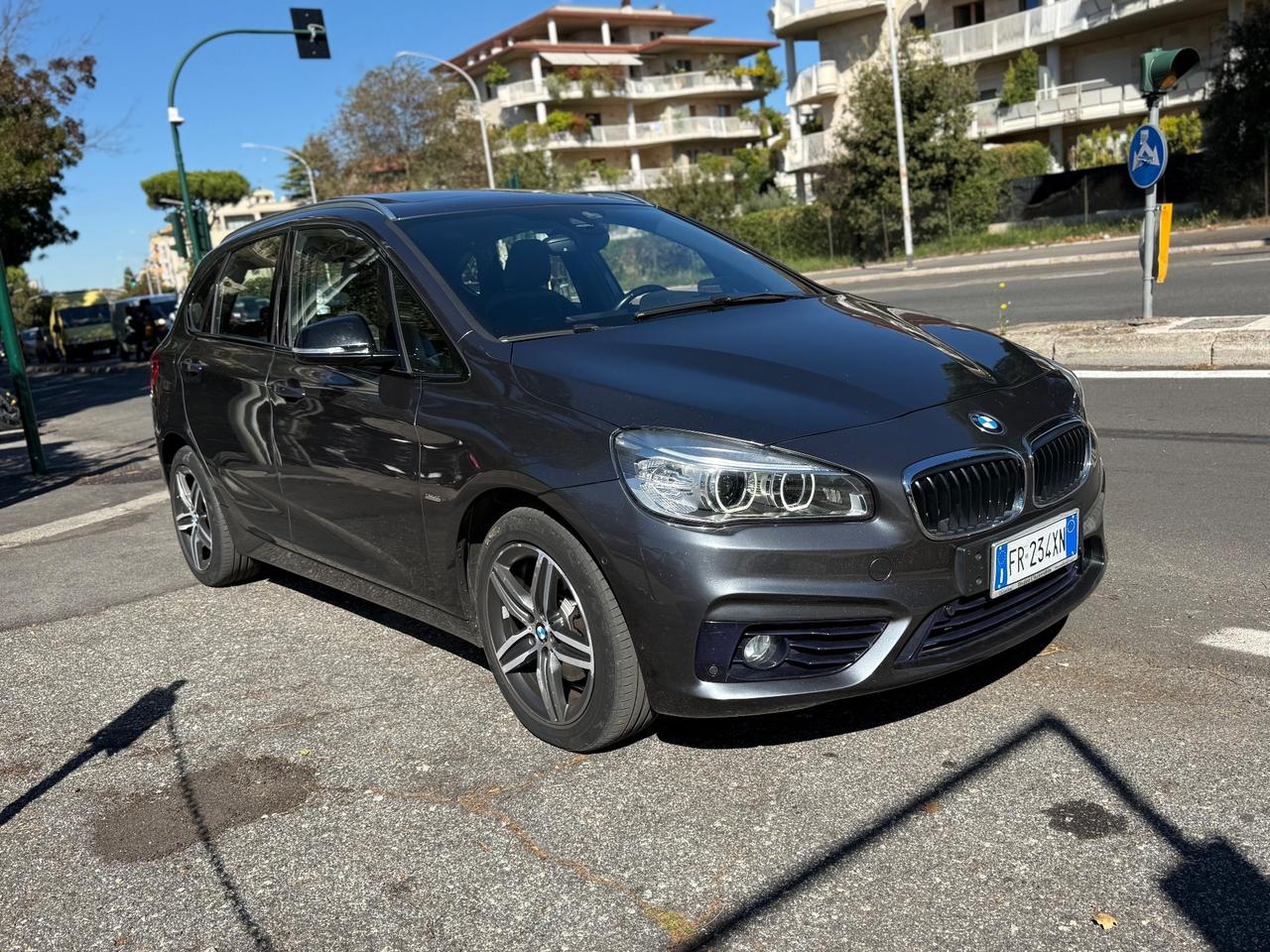 Bmw 2er Active Tourer 218d Luxury Tetto Navi