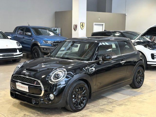 MINI Cooper S 2.0 Boost Auto - LED - Pelle CHester -Navi PRO-IVA