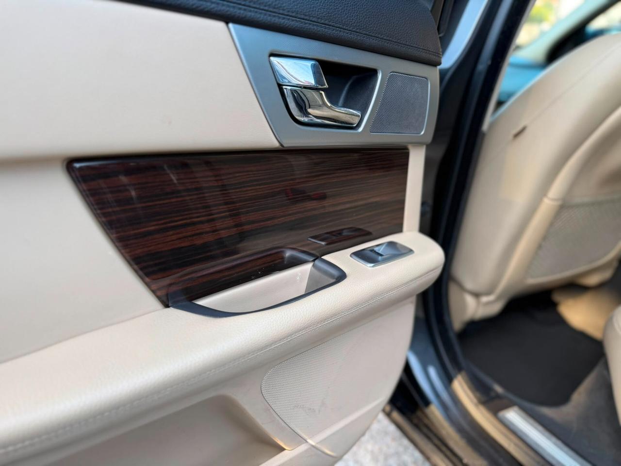 Jaguar XF 2.2 D 200 CV R-Sport