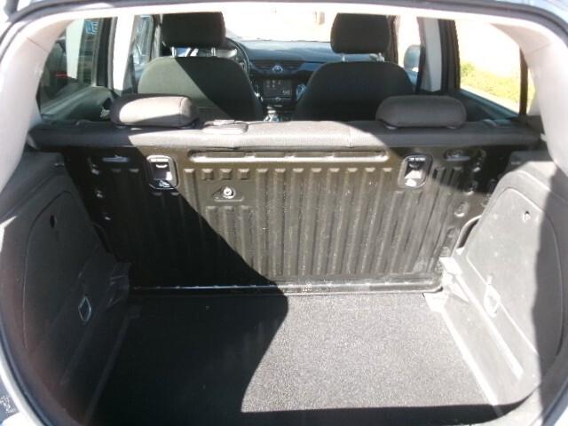 Opel Corsa 1.2 5 porte b-Color