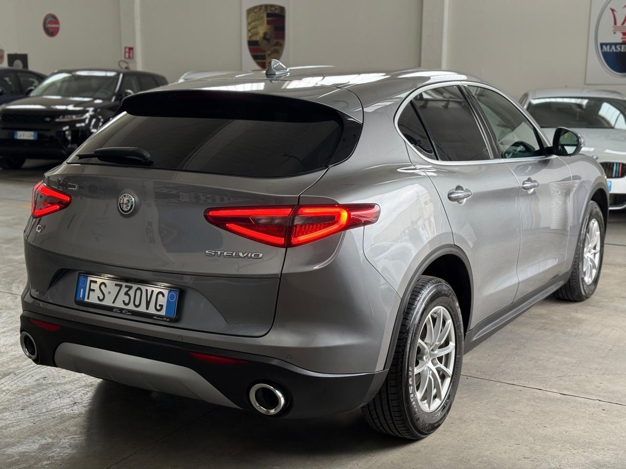 Alfa Romeo Stelvio 2.2 210 CV AT8 Q4 Executive