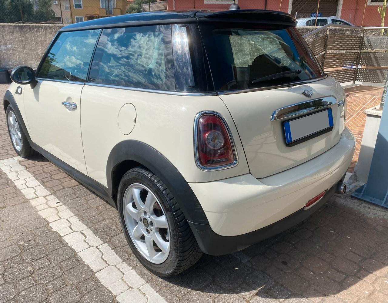 Mini Mini 1.6 16V Cooper D