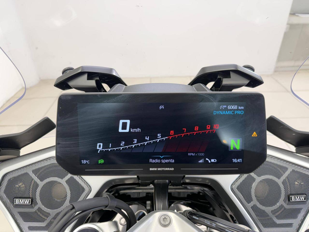 BMW R 1300 RT Triple Black ASA