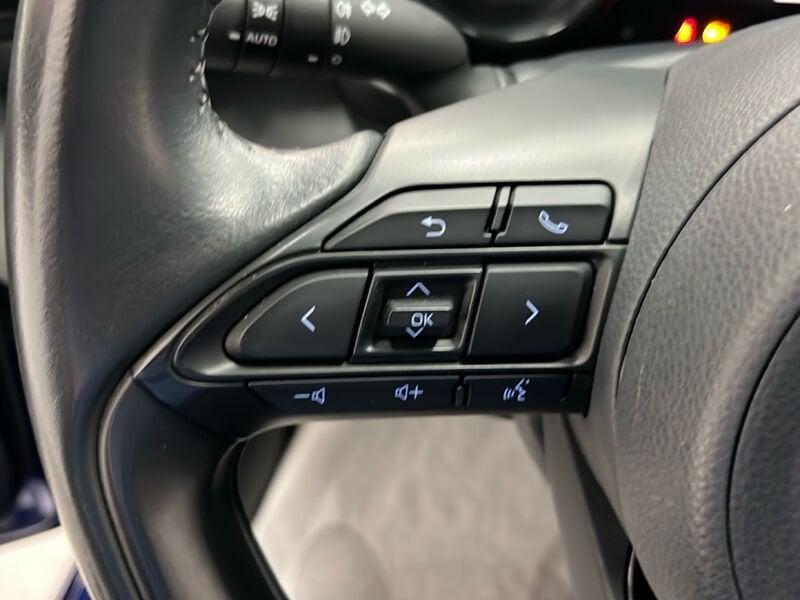 Toyota Yaris Hybrid Lounge MY22