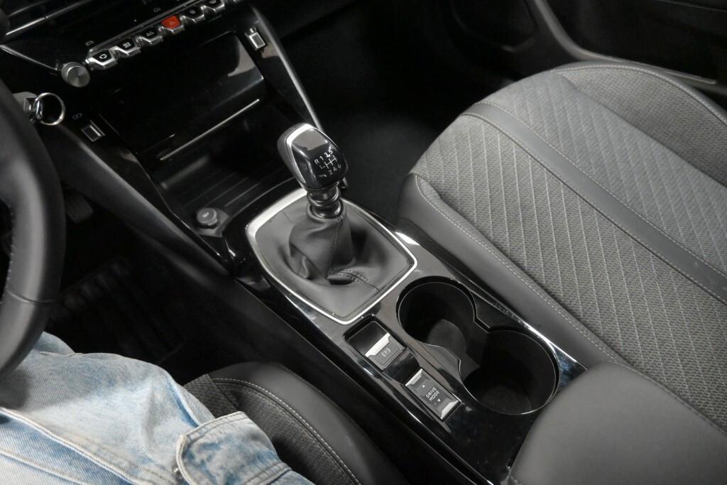 Peugeot 2008 PureTech 100 S&S Allure