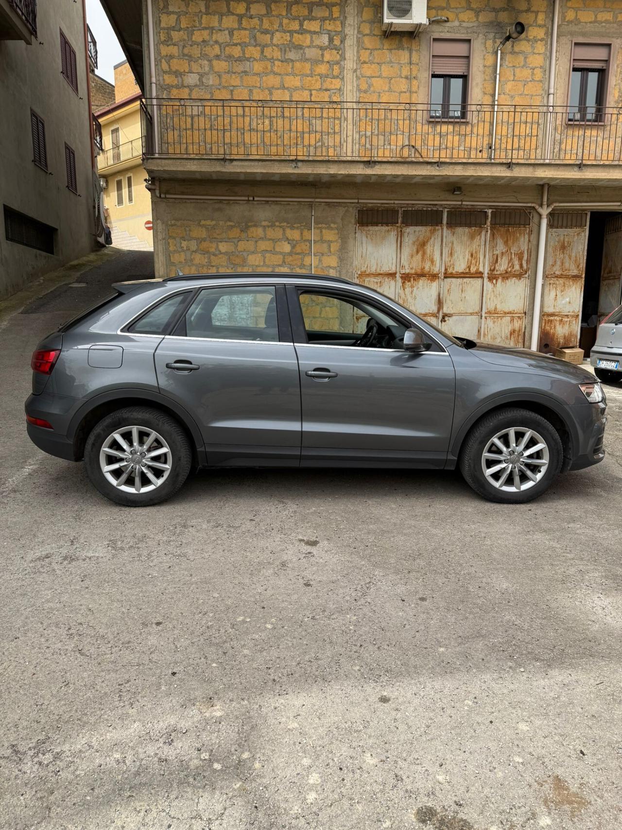 Audi Q3 2.0 TDI 150 CV quattro S tronic Business