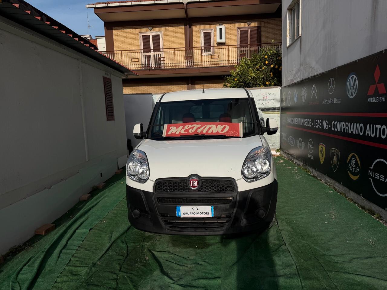 Fiat Doblo 2012 1.4 T-Jet Natural Power