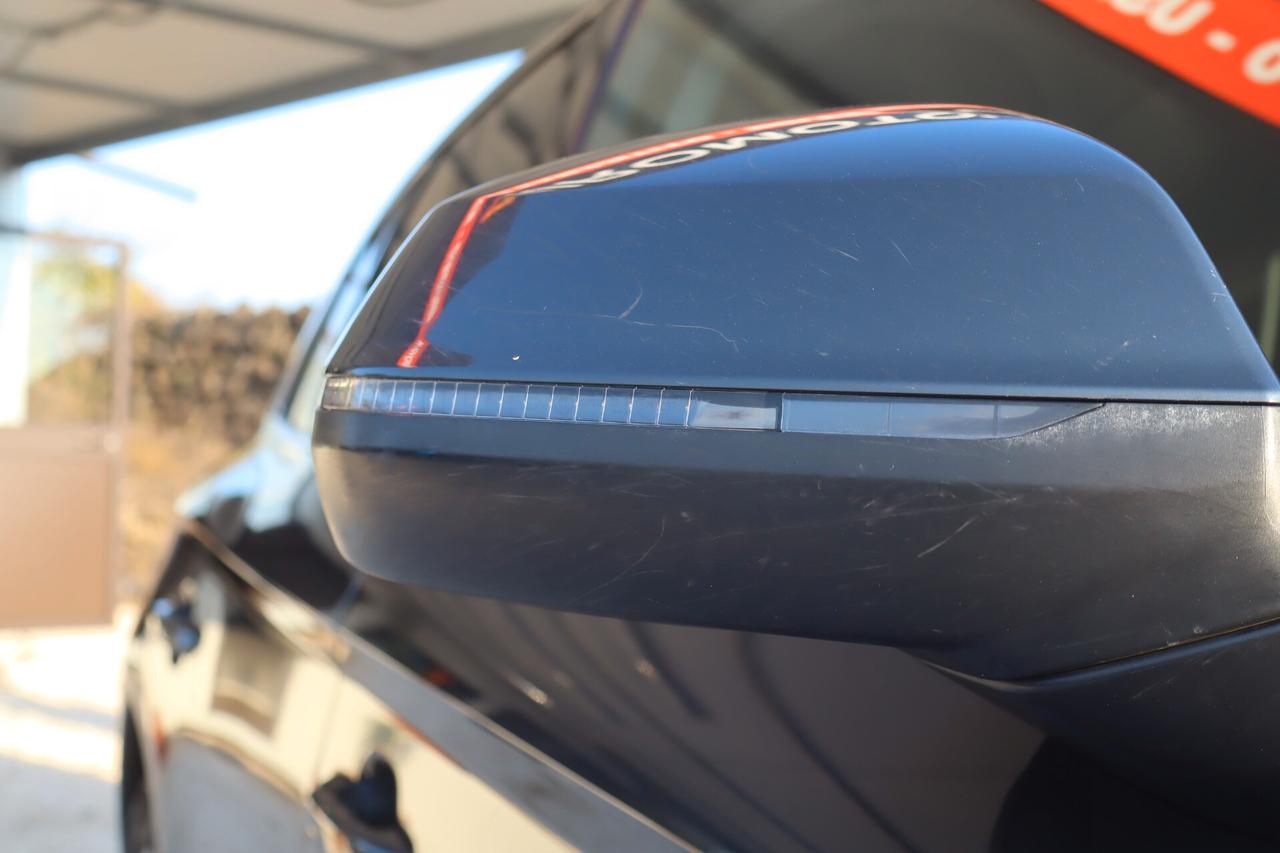 Audi Q5 2.0 TDI Tua A SOLI 216€