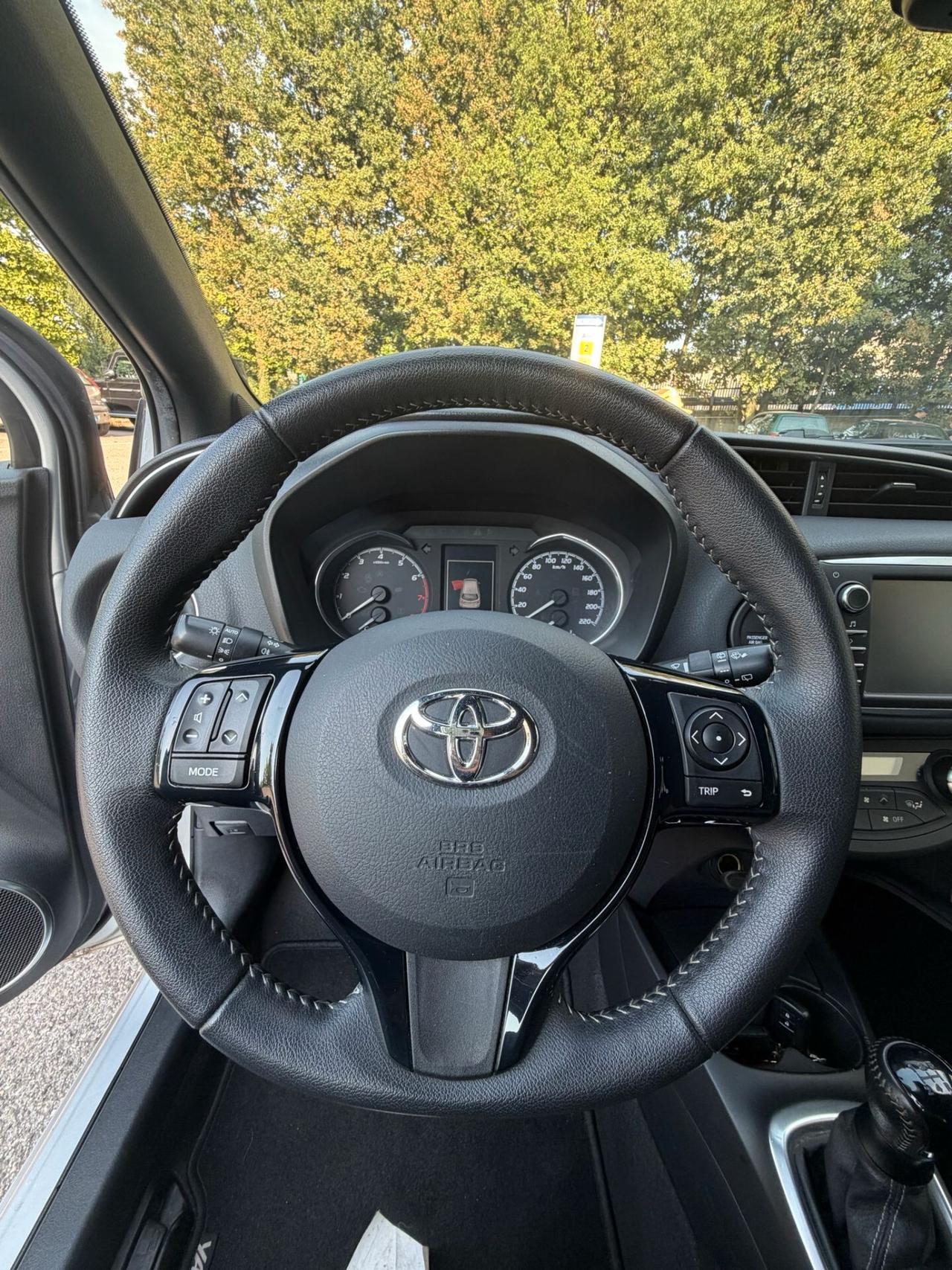 Toyota Yaris 1.0 5 porte Active