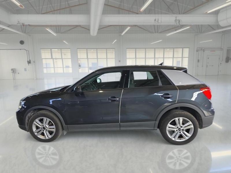 AUDI Q2 2.0 30 TDI BUSINESS SUV