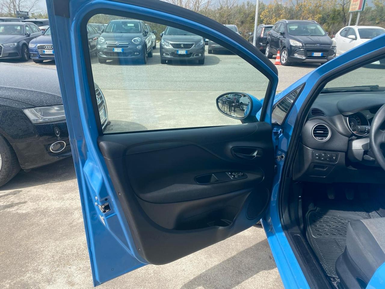 Fiat Punto 1.3 MJT II S&S 95 CV 5 porte Street